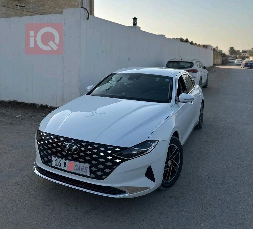 هيونداي أزيرا